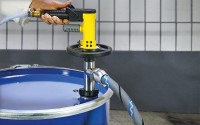 Compressed air Drum pump with Compressed air motor MD2xL and Hose in Drum